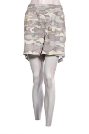Γυναικείο κοντό παντελόνι Old Navy, Μέγεθος XXL, Χρώμα Πολύχρωμο, Τιμή 9,28 €