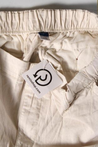 Pantaloni scurți de femei Old Navy, Mărime L, Culoare Bej, Preț 67,10 Lei