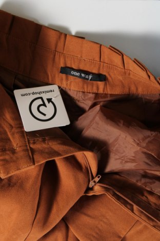 Дамски къс панталон One Way, Размер S, Цвят Кафяв, Цена 9,50 лв.