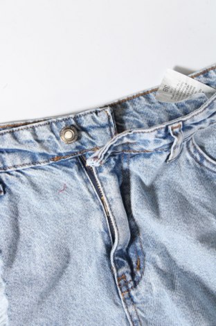 Pantaloni scurți de femei Original Denim, Mărime M, Culoare Albastru, Preț 48,57 Lei