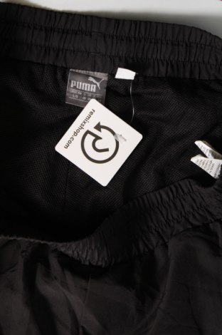 Дамски къс панталон PUMA, Размер L, Цвят Черен, Цена 17,00 лв.