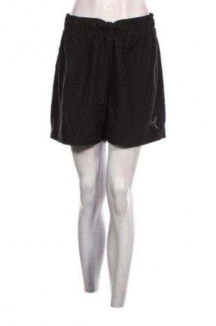 Γυναικείο κοντό παντελόνι PUMA, Μέγεθος XL, Χρώμα Μαύρο, Τιμή 11,57 €