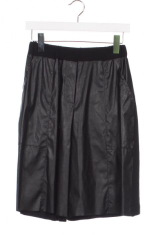 Pantaloni scurți de femei Pinko, Mărime XS, Culoare Negru, Preț 542,76 Lei