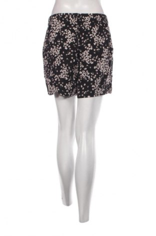 Damen Shorts Target, Größe L, Farbe Schwarz, Preis € 13,22