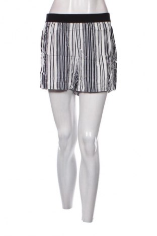 Damen Shorts United Colors Of Benetton, Größe M, Farbe Mehrfarbig, Preis 23,66 €