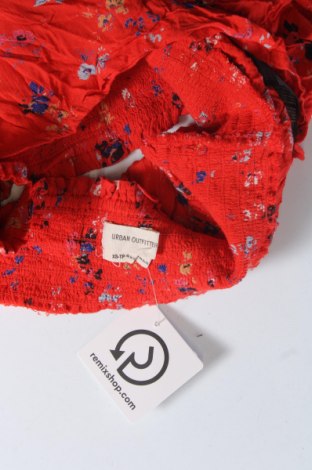 Dámske kraťasy  Urban Outfitters, Veľkosť XS, Farba Červená, Cena  19,28 €