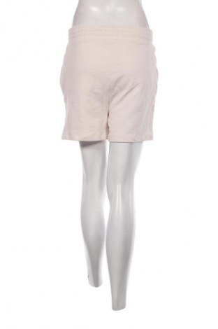 Дамски къс панталон Viral Vibes, Размер S, Цвят Екрю, Цена 34,65 лв.