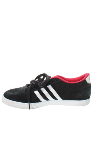 Dámske topánky  Adidas, Veľkosť 40, Farba Čierna, Cena  50,46 €