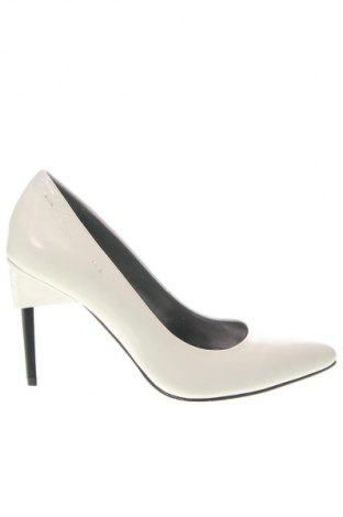 Női cipők Calvin Klein, Méret 35, Szín Fehér, Ár 59 114 Ft
