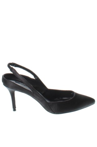 Γυναικεία παπούτσια Zara, Μέγεθος 35, Χρώμα Μαύρο, Τιμή 8,40 €