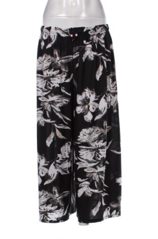 Γυναικείο παντελόνι, Μέγεθος M, Χρώμα Πολύχρωμο, Τιμή 15,00 €