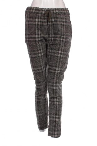 Pantaloni de femei, Mărime XL, Culoare Multicolor, Preț 52,46 Lei