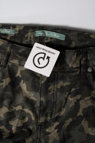 Damenhose, Größe M, Farbe Grün, Preis € 4,99