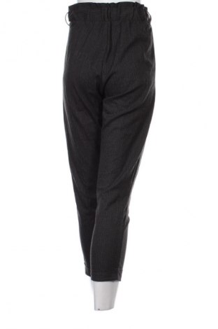 Дамски панталон Bershka, Размер S, Цвят Сив, Цена 13,05 лв.