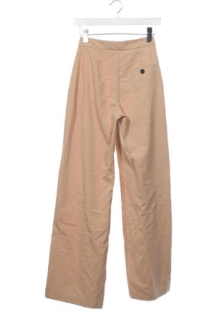 Дамски панталон Bershka, Размер XS, Цвят Бежов, Цена 13,05 лв.