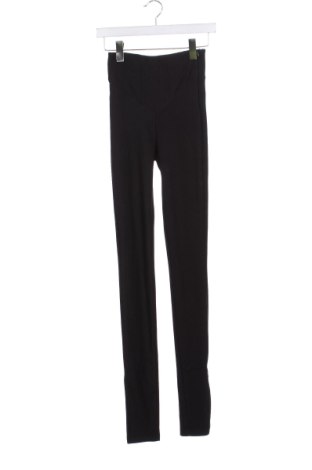 Дамски панталон Bershka, Размер XS, Цвят Черен, Цена 14,50 лв.