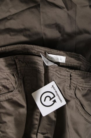 Дамски панталон Bonita, Размер M, Цвят Зелен, Цена 13,05 лв.