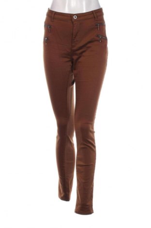 Pantaloni de femei Chicoree, Mărime L, Culoare Maro, Preț 44,39 Lei