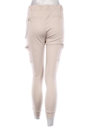 Damenhose Cropp, Größe M, Farbe Beige, Preis 10,69 €