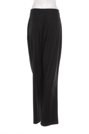 Pantaloni de femei Edited, Mărime M, Culoare Negru, Preț 152,96 Lei