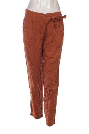 Pantaloni de femei Esmara, Mărime M, Culoare Maro, Preț 95,39 Lei