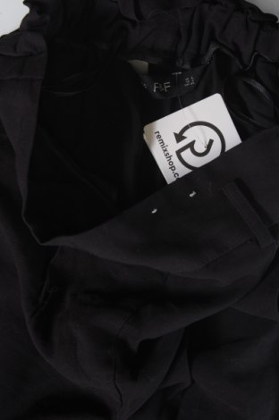 Dámské kalhoty  F&F, Velikost XS, Barva Černá, Cena  209,00 Kč