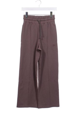 Дамски панталон FILA, Размер XS, Цвят Бежов, Цена 85,80 лв.