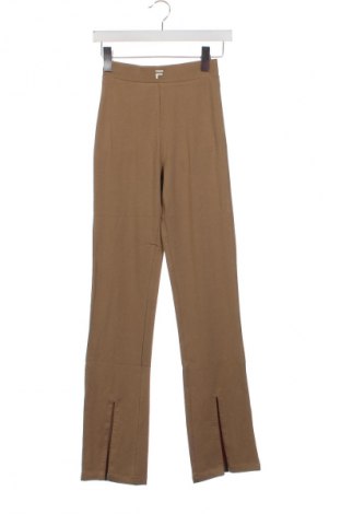 Дамски панталон FILA, Размер XS, Цвят Бежов, Цена 156,00 лв.