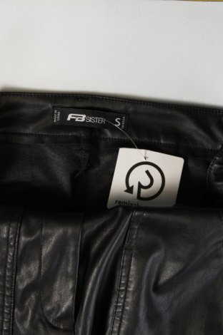 Γυναικείο παντελόνι Fb Sister, Μέγεθος S, Χρώμα Μαύρο, Τιμή 29,79 €