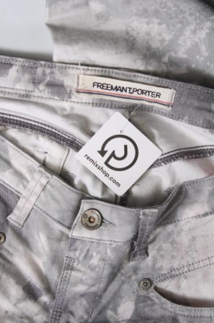 Дамски панталон Freeman T. Porter, Размер L, Цвят Сив, Цена 40,80 лв.