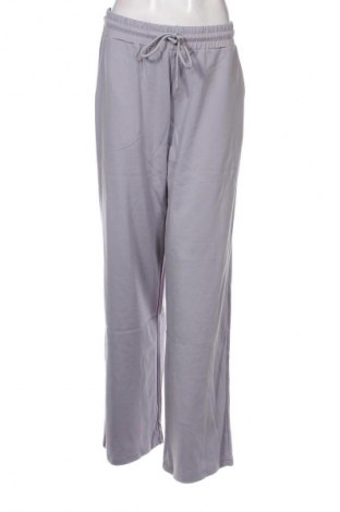 Дамски панталон Gina Tricot, Размер L, Цвят Бежов, Цена 27,90 лв.
