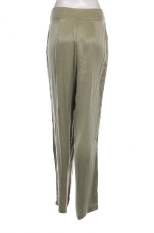 Pantaloni de femei Guido Maria Kretschmer for About You, Mărime M, Culoare Verde, Preț 137,66 Lei