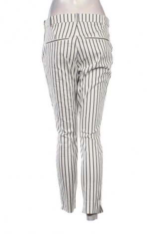 Pantaloni de femei H&M, Mărime M, Culoare Alb, Preț 42,93 Lei