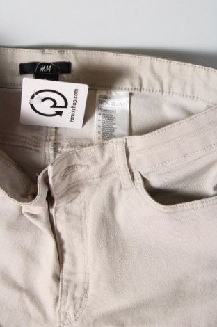 Pantaloni de femei H&M, Mărime M, Culoare Bej, Preț 20,99 Lei