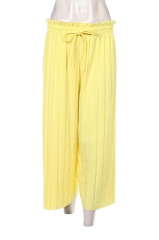 Дамски панталон Haily`s, Размер XL, Цвят Жълт, Цена 41,00 лв.