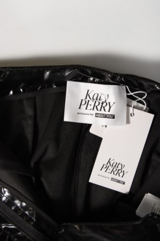 Γυναικείο παντελόνι Katy Perry exclusive for ABOUT YOU, Μέγεθος S, Χρώμα Μαύρο, Τιμή 11,99 €