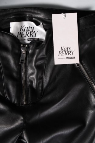 Női nadrág Katy Perry exclusive for ABOUT YOU, Méret XS, Szín Fekete, Ár 8 848 Ft