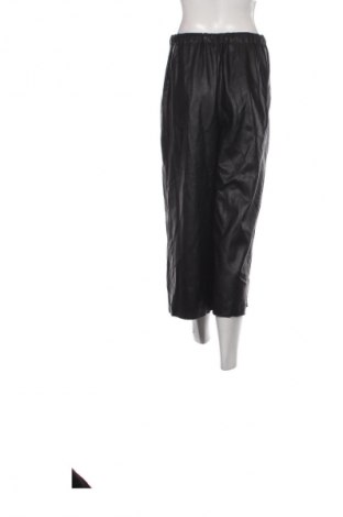 Pantaloni de femei Lola Liza, Mărime S, Culoare Negru, Preț 134,87 Lei