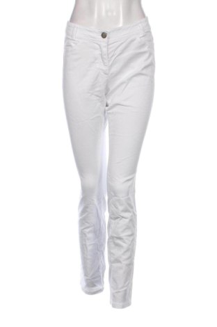 Дамски панталон Marc Cain Sports, Размер L, Цвят Бял, Цена 86,35 лв.