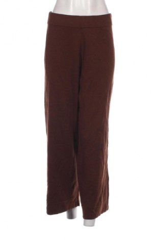 Pantaloni de femei Milano, Mărime M, Culoare Maro, Preț 42,93 Lei