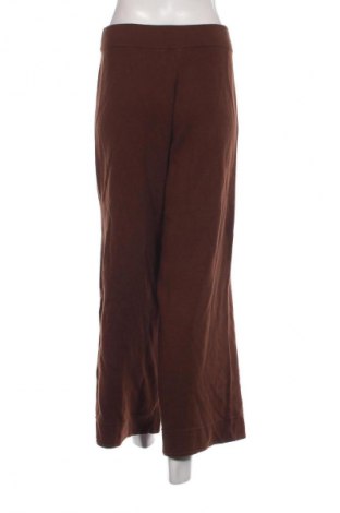 Pantaloni de femei Milano, Mărime M, Culoare Maro, Preț 47,70 Lei