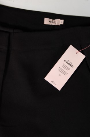 Дамски панталон Nelly, Размер M, Цвят Черен, Цена 41,85 лв.