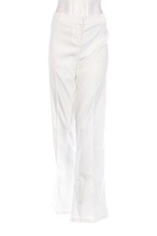 Дамски панталон Nly One, Размер XL, Цвят Бял, Цена 25,30 лв.