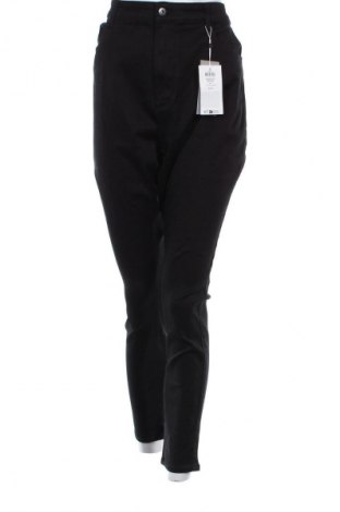Damenhose ONLY Carmakoma, Größe XXL, Farbe Schwarz, Preis € 17,58