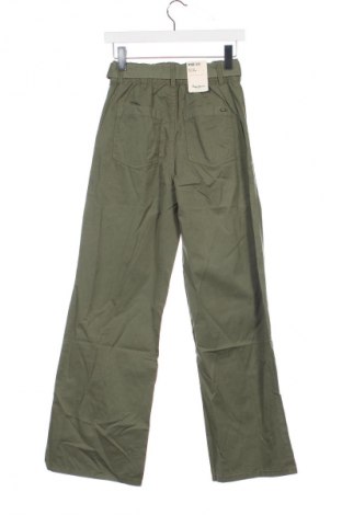 Pantaloni de femei Pepe Jeans, Mărime XS, Culoare Verde, Preț 256,58 Lei