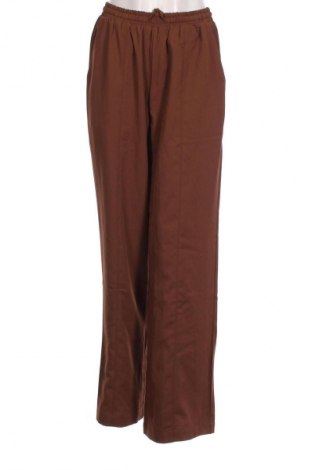 Damskie spodnie Sisters Point, Rozmiar S, Kolor Brązowy, Cena 123,95 zł