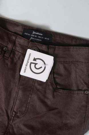 Damenhose Stradivarius, Größe XS, Farbe Braun, Preis € 14,91