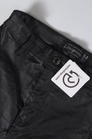 Damenhose Stradivarius, Größe XS, Farbe Schwarz, Preis € 14,91