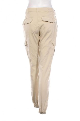Pantaloni de femei Urban Classics, Mărime M, Culoare Bej, Preț 126,65 Lei