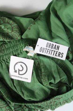 Damenhose Urban Outfitters, Größe XS, Farbe Grün, Preis 47,94 €